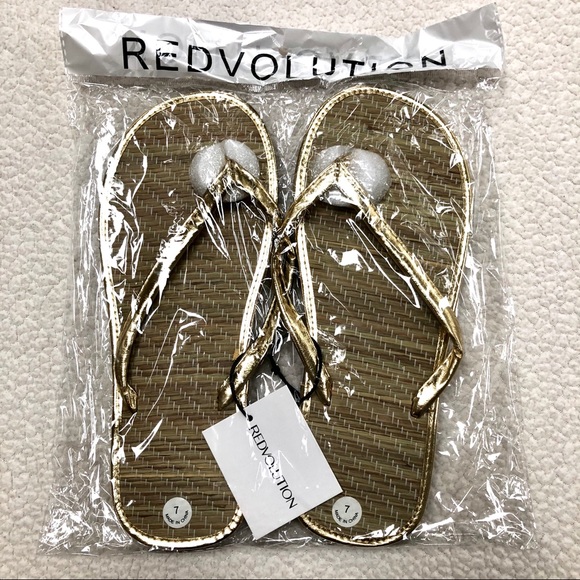 ⚡️2 for $15 Gold Bamboo Flip Flop Sandals Size 7 - Picture 2 of 5